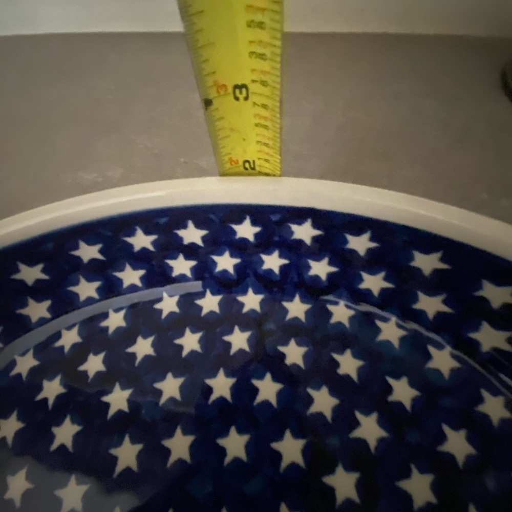 Boleslawiec Polish Pottery, Oval Baking Dish in the Stars and Stripes Pattern - Picture 7 of 7